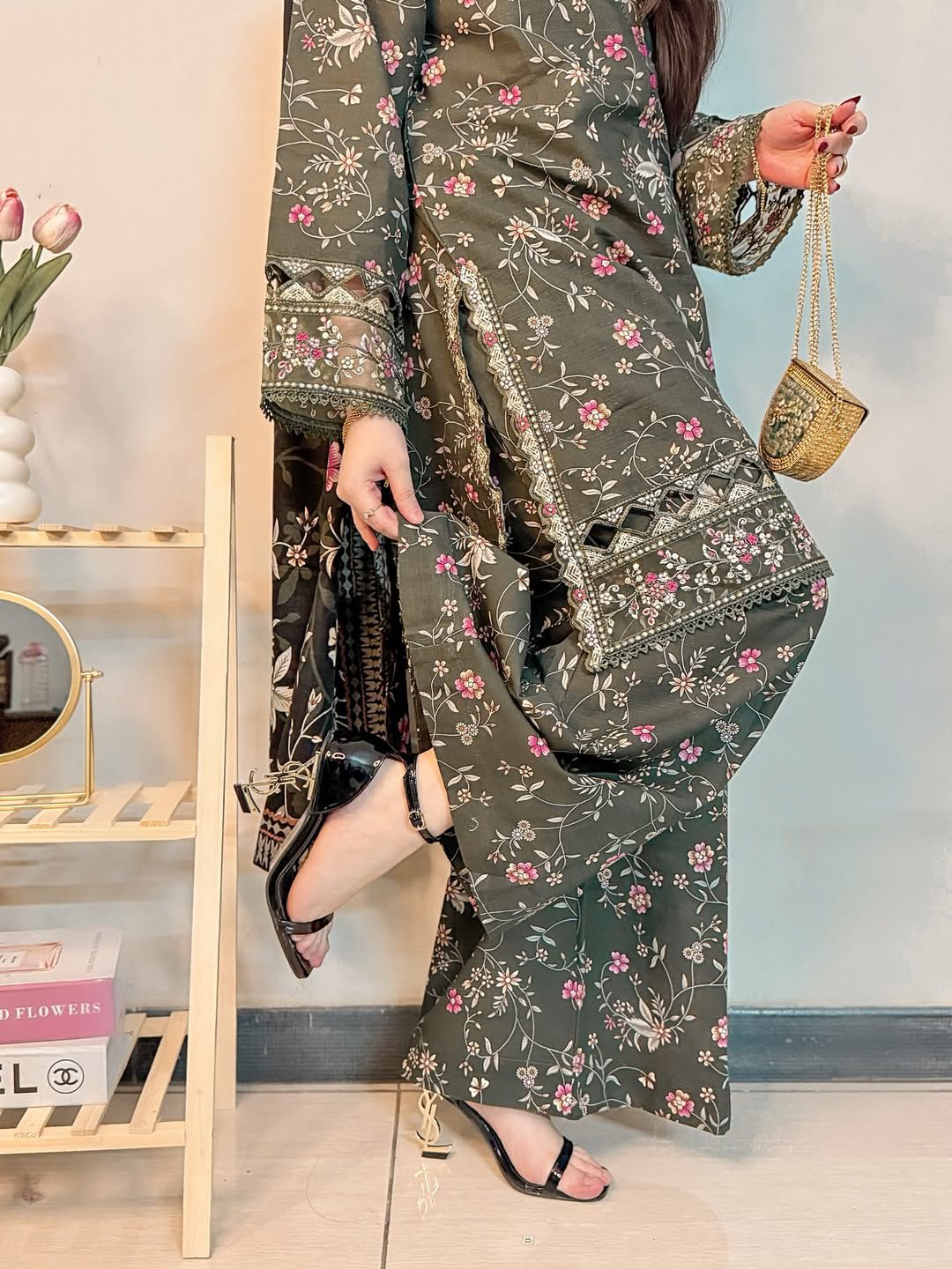 Winter Floral Printed Khaddar 3-Piece Suit Women