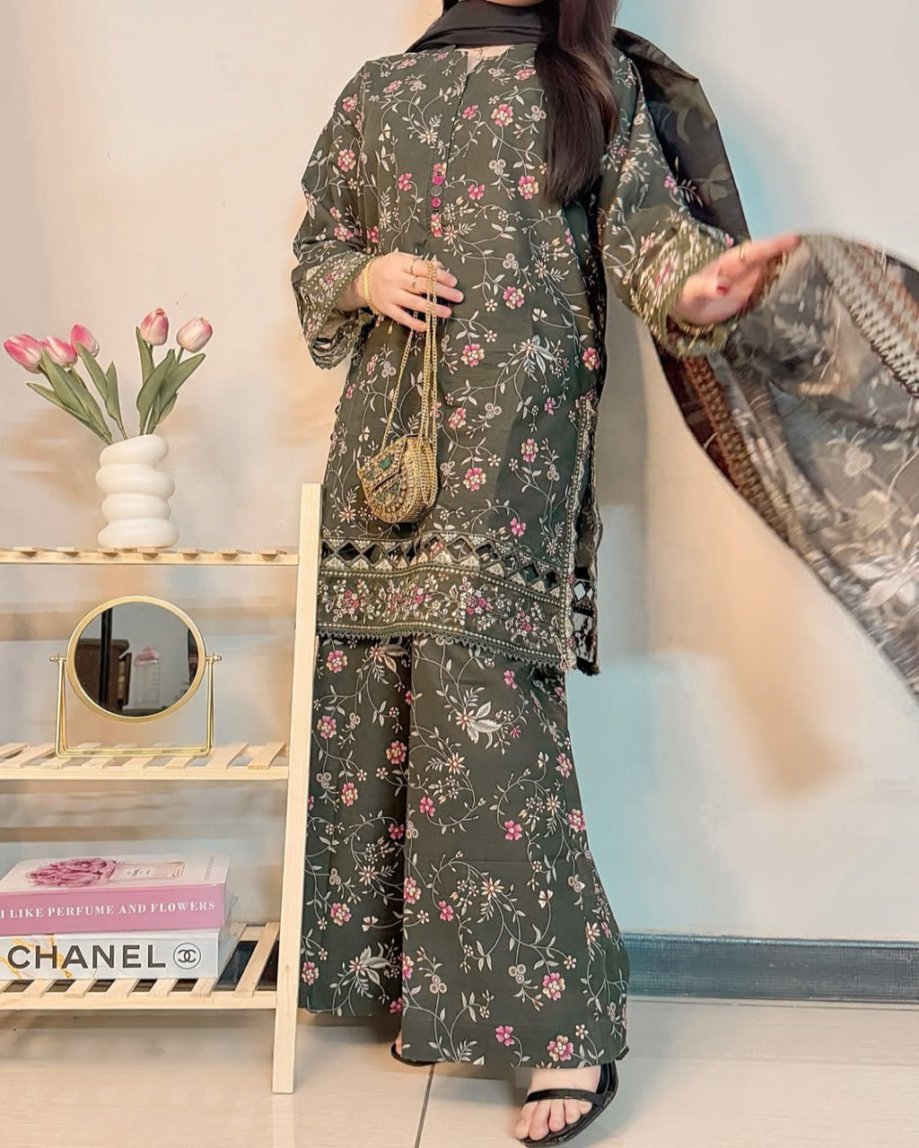 Winter Floral Printed Khaddar 3-Piece Suit Women