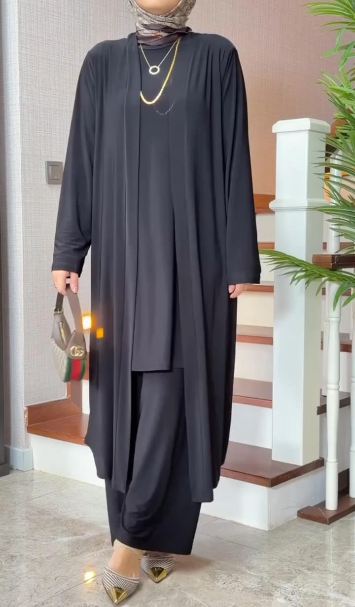 Trendy Long Shrug Inner & Plazo Set✨