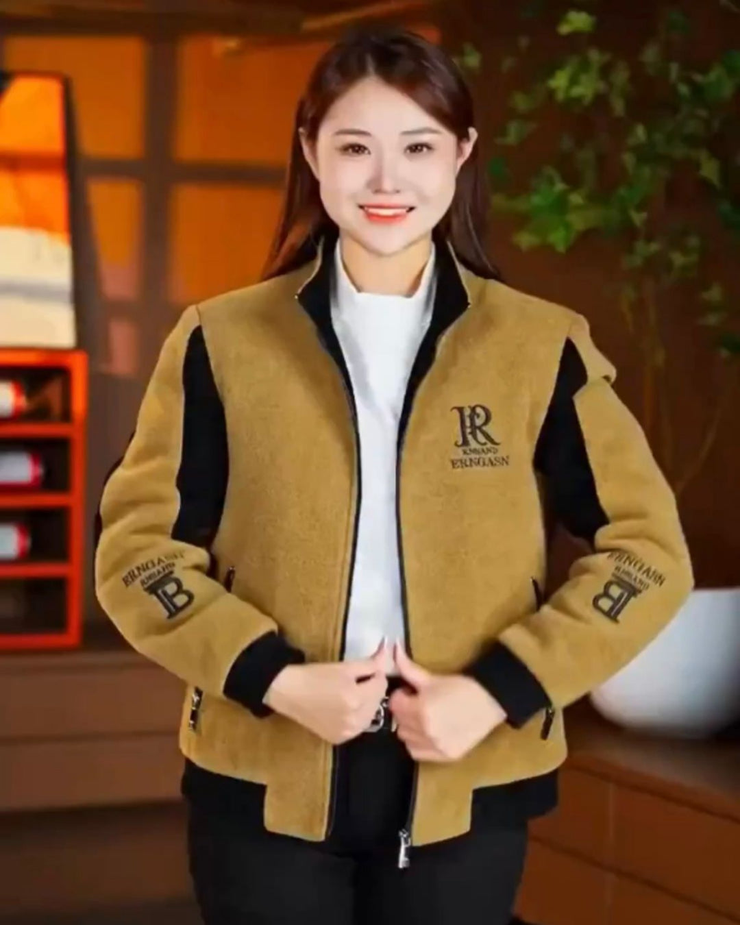 Women’s Premium Zip-Up Winter Jacket