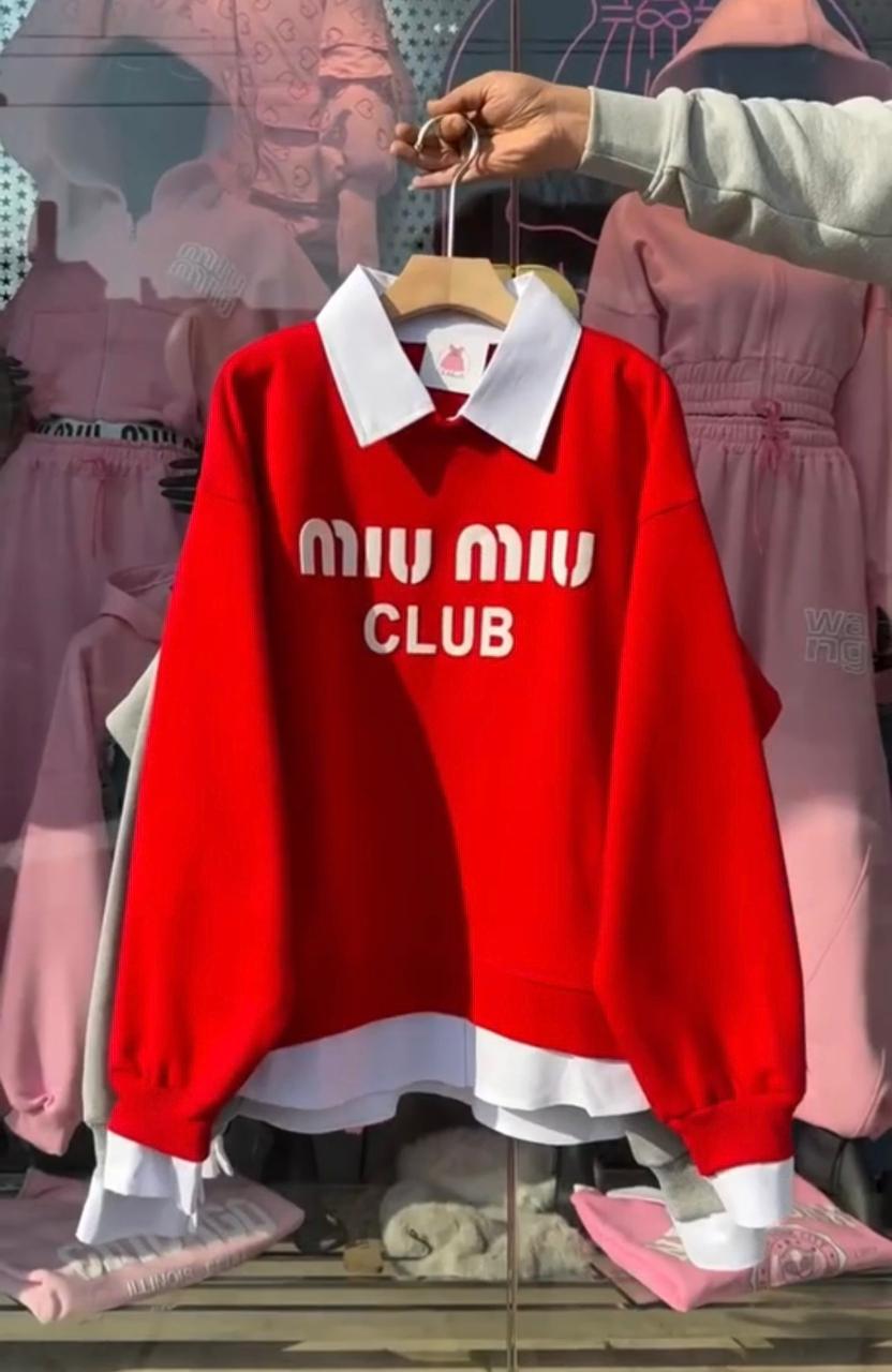 Women’s Sweatshirt with Shirt-Style Collar