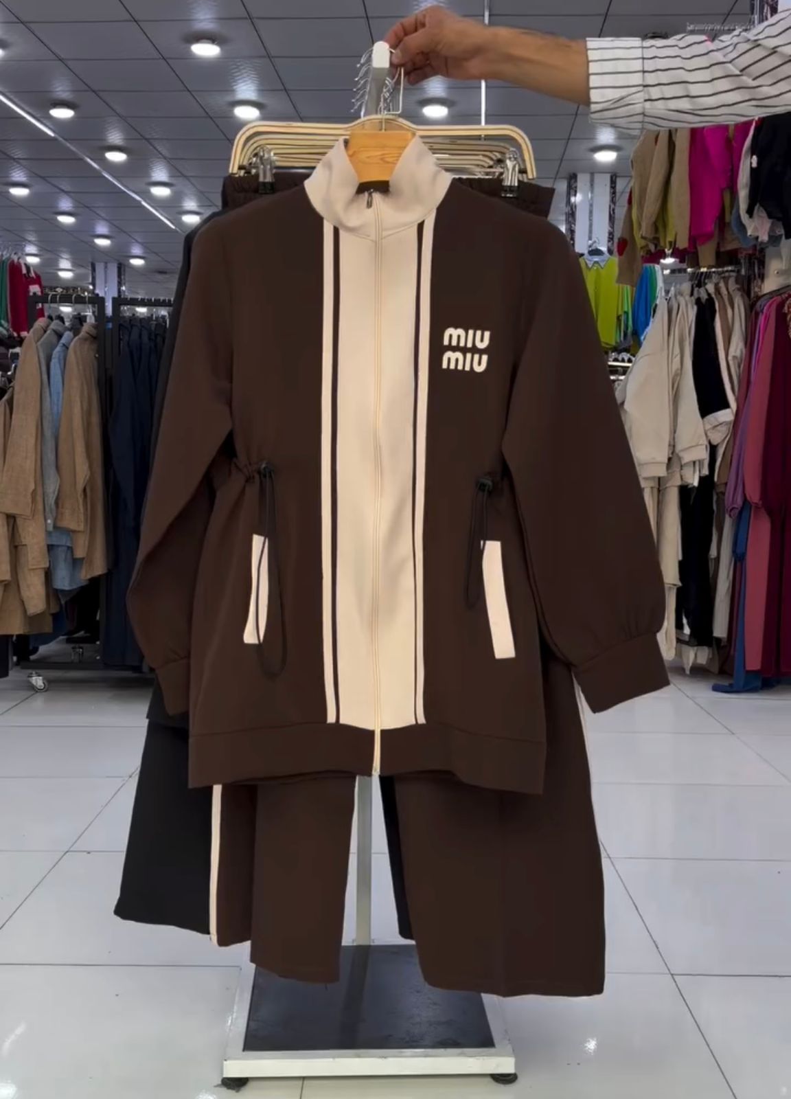 Women’s Two-Piece Zip-Up Tracksuit Set