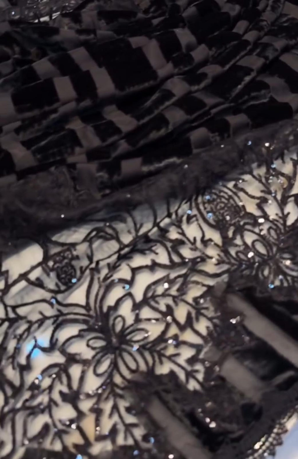 Velvet Embroidery 3-Piece Suit for Women ✨