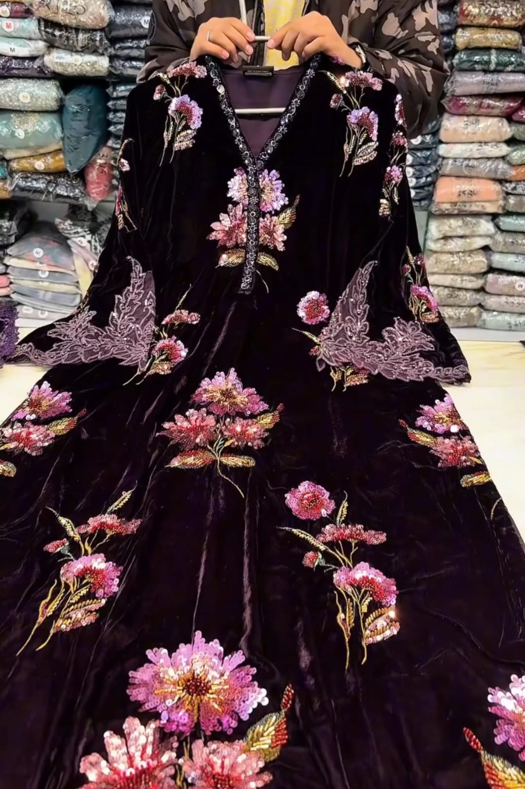 Velvet Embroidery 3-Piece Suit for Women ✨