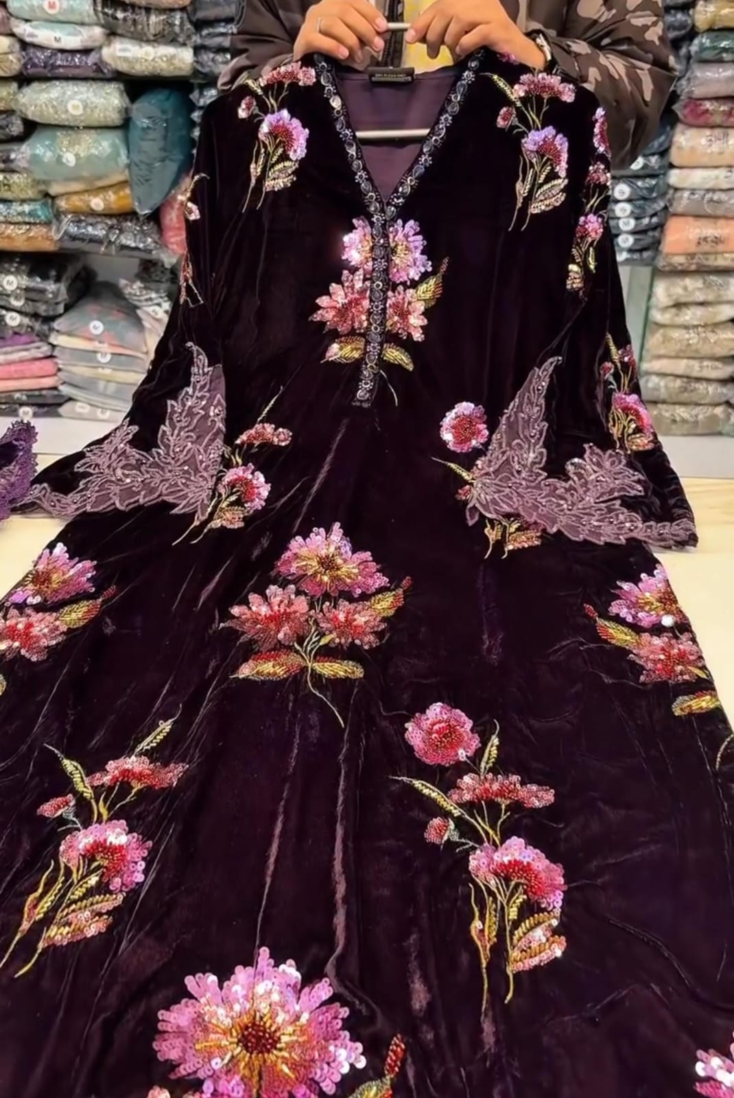 Velvet Embroidery 3-Piece Suit for Women ✨