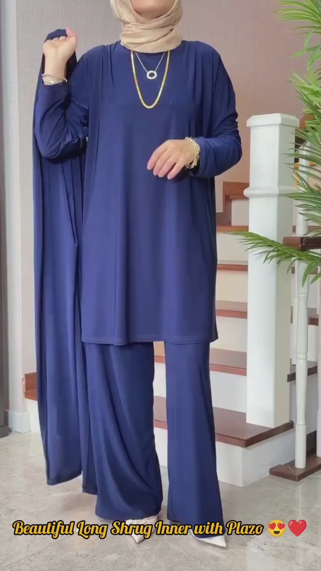 Trendy Long Shrug Inner & Plazo Set✨